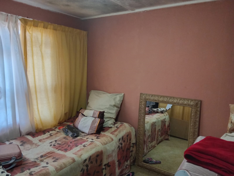 2 Bedroom Property for Sale in Kwa Nobuhle Eastern Cape